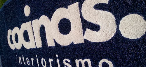 Etiqueta escolar pequeña